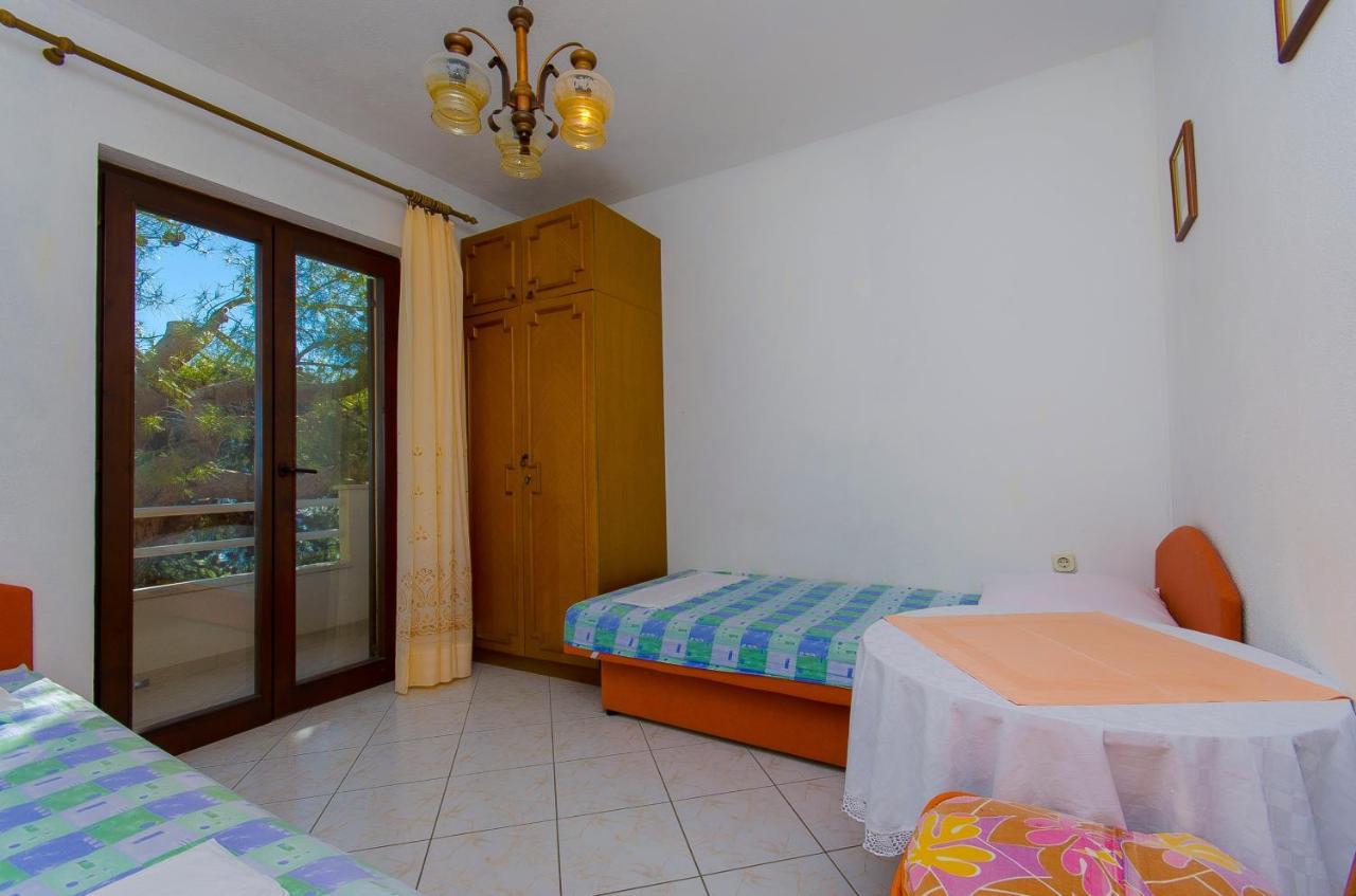 Apartments By The Sea Pisak, Omis - 2802 Exterior photo