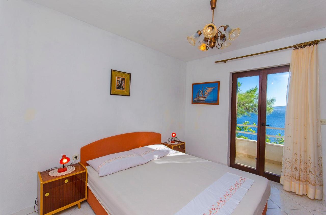 Apartments By The Sea Pisak, Omis - 2802 Exterior photo